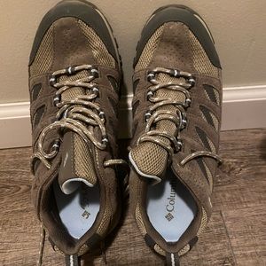 Women’s Columbia Trail shoes, size 9.